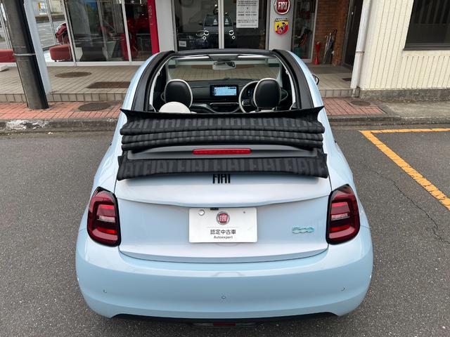 500e オープン 新車保証継承 Bカメラ LEDライト スマートキー ガラスルーフ パーキングセンサー シートヒーター ナビ フルオートエアコン 前面衝突警報 LKA(21枚目)