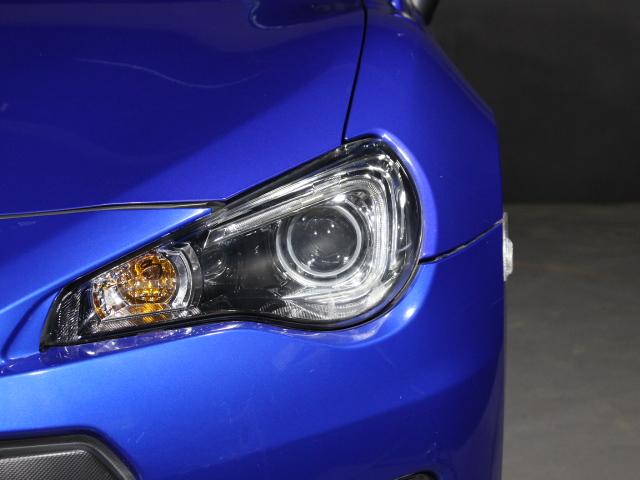 S C型 パナソニックSDナビ フルセグ バックカメラ 純正17インチアルミ パドルシフト スマートキー ETC HID 横滑り防止 オートライト(46枚目)