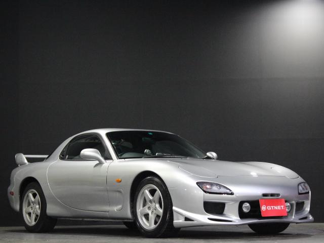 ＲＸ－７ タイプＲ　バサースト　６型　バサースト専用車高調　同色全塗装　純正１６ＡＷ　ブリッツブースト計　デフィ追加メーター（水温・油温・油圧）　純正ナルディステアリング　ｅｏｎｏｎＣＤデッキ　社外Ｆバンパー　キーレス　社外フォグ（27枚目）