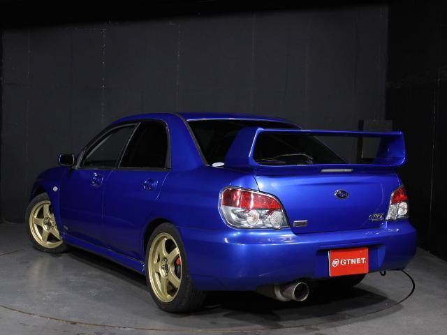 インプレッサ ＷＲＸ　ＷＲ－リミテッド　２００５　ＨＩＤ　キーレス　ＳＴＩゲノムマフラー　純正１７ＡＷ　ＥＴＣ　ＡＣデルコセキュリティ　４ＷＤ　ターボ　５速ＭＴ（4枚目）