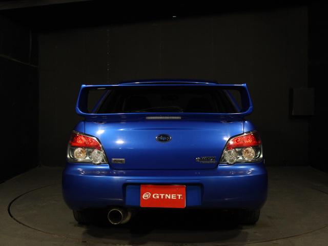 インプレッサ ＷＲＸ　ＷＲ－リミテッド　２００５　ＨＩＤ　キーレス　ＳＴＩゲノムマフラー　純正１７ＡＷ　ＥＴＣ　ＡＣデルコセキュリティ　４ＷＤ　ターボ　５速ＭＴ（32枚目）