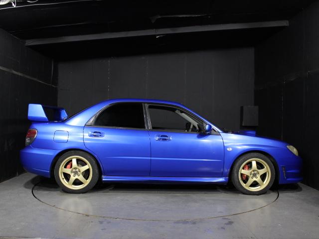 インプレッサ ＷＲＸ　ＷＲ－リミテッド　２００５　ＨＩＤ　キーレス　ＳＴＩゲノムマフラー　純正１７ＡＷ　ＥＴＣ　ＡＣデルコセキュリティ　４ＷＤ　ターボ　５速ＭＴ（49枚目）