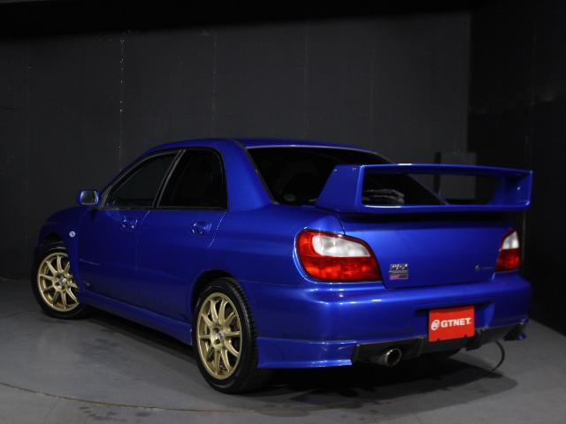 インプレッサ ＷＲＸ　ＳＴｉ　Ｓ仕様　カロッツェリアサイバーナビ　フルセグ　ピボットブースト計　ＯＺプロドライブ１７ＡＷ　ＭＯＭＯステアリング　コムテックレーダー　ＥＴＣ　ＨＩＤ　ブレンボキャリパー　キーレス　ＳＴＩマフラー（4枚目）