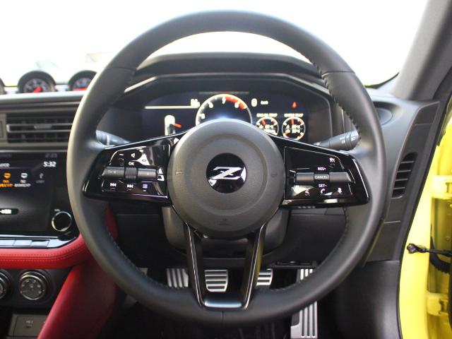 フェアレディＺ バージョンＳＴ　１オーナー　ＬＥＤヘッドライト　３連サブメーター　ＢＯＳＥ　日産コネクトナビ　地デジ　Ｂカメラ　ＥＴＣ２．０　純正レイズ鍛造１９ＡＷ　インテリジェントクルーズコントロール　ＭＴシンクロレブコントロール（20枚目）