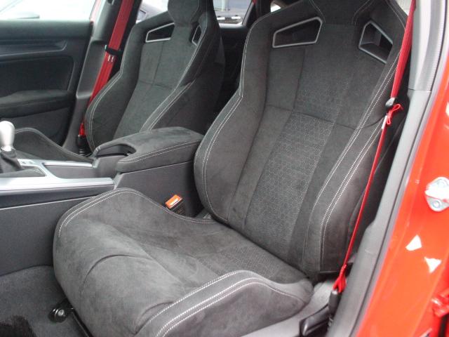 シビック タイプR レーシングブラックパッケージ 1オーナー 純正OPカーボンテールゲートスポイラー RBP専用ブラック内装 ワイヤレス充電器 自動防眩ルームミラー Honda SENSING ホンダコネクトディスプレー ETC2.0 ナビTV(12枚目)