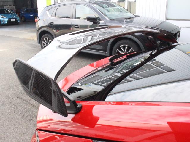 シビック タイプR レーシングブラックパッケージ 1オーナー 純正OPカーボンテールゲートスポイラー RBP専用ブラック内装 ワイヤレス充電器 自動防眩ルームミラー Honda SENSING ホンダコネクトディスプレー ETC2.0 ナビTV(37枚目)