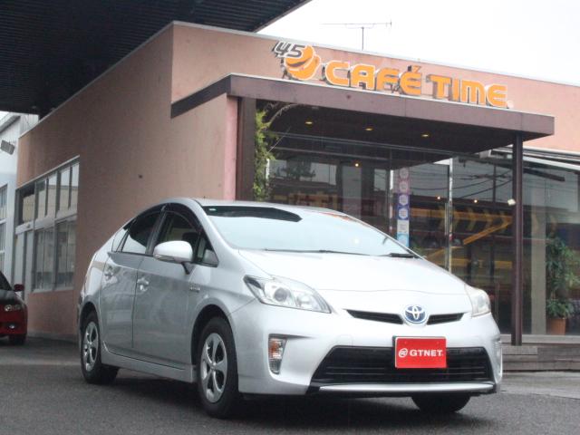 プリウス Ｓ　純正ＳＤナビ　Ｂカメラ　ＥＴＣ　ワンセグ　ＨＩＤ　オートライト　純正１５ＡＷ　カーテンサイドエアバッグ　ミラー一体型ドラレコ　スマートキー　プッシュスタート（3枚目）