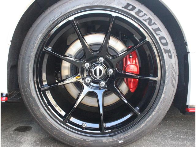 フェアレディＺ ニスモ　ＭＹ２５　禁煙車　専用レイズ１９インチ鍛造ＡＷ　純正ＯＰフロアマット　専用ＲＥＣＡＲＯシート　専用ステアリング　１２．３インチカラーディスプレイ　レーダークルーズコントロール　フロントドラレコ　ＥＴＣ（8枚目）