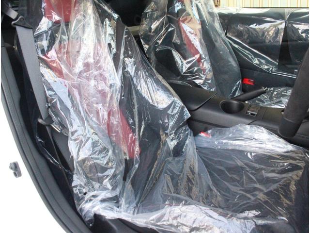 フェアレディＺ ニスモ　ＭＹ２５　禁煙車　専用レイズ１９インチ鍛造ＡＷ　純正ＯＰフロアマット　専用ＲＥＣＡＲＯシート　専用ステアリング　１２．３インチカラーディスプレイ　レーダークルーズコントロール　フロントドラレコ　ＥＴＣ（10枚目）