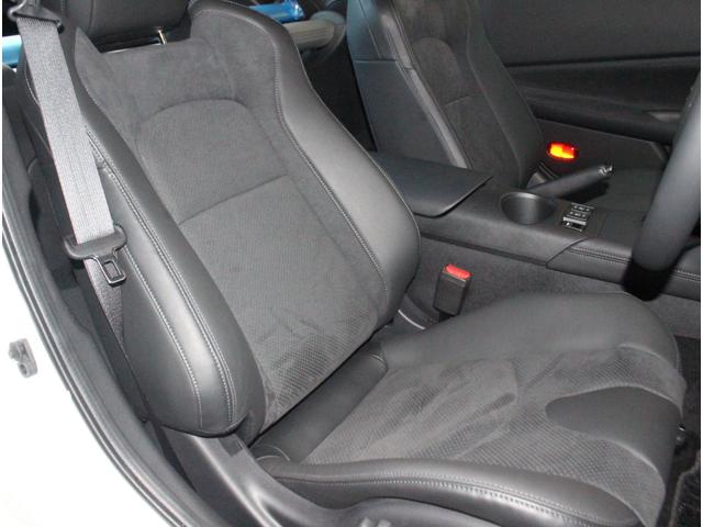 フェアレディZ バージョンST MY25 SOSコール トランクスポイラー ハーフレザーシート パワーシート シートヒーター レイズ製純正19インチ鍛造AW インテリジェントクルーズコントロール エマージェンシーブレーキ AAC(10枚目)