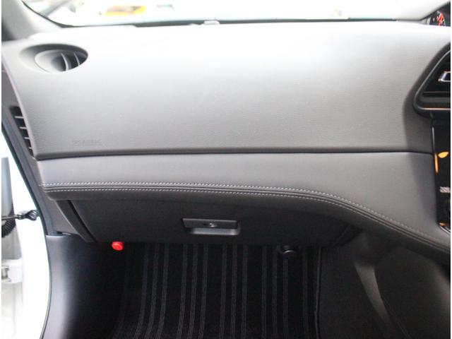 フェアレディZ バージョンST MY25 SOSコール トランクスポイラー ハーフレザーシート パワーシート シートヒーター レイズ製純正19インチ鍛造AW インテリジェントクルーズコントロール エマージェンシーブレーキ AAC(31枚目)