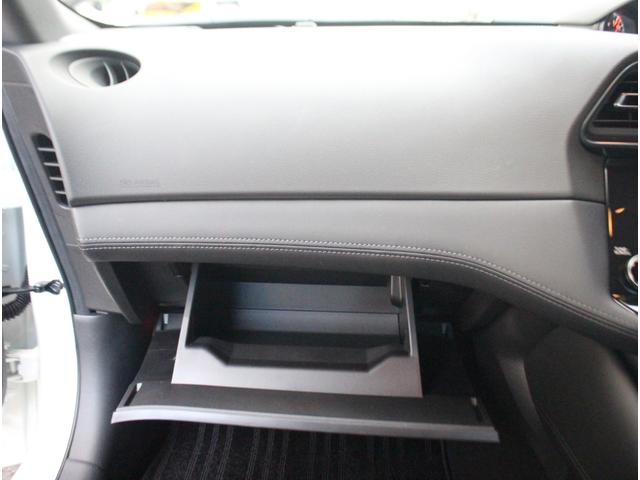 フェアレディZ バージョンST MY25 SOSコール トランクスポイラー ハーフレザーシート パワーシート シートヒーター レイズ製純正19インチ鍛造AW インテリジェントクルーズコントロール エマージェンシーブレーキ AAC(32枚目)