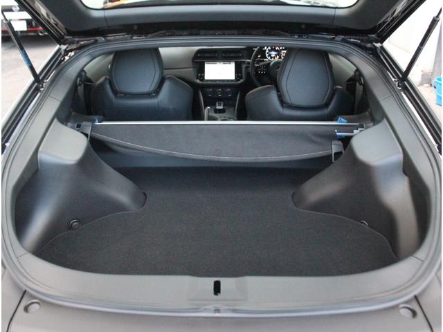 フェアレディZ バージョンST MY25 SOSコール トランクスポイラー ハーフレザーシート パワーシート シートヒーター レイズ製純正19インチ鍛造AW インテリジェントクルーズコントロール エマージェンシーブレーキ AAC(34枚目)