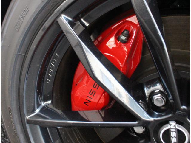 フェアレディZ バージョンST MY25 SOSコール トランクスポイラー ハーフレザーシート パワーシート シートヒーター レイズ製純正19インチ鍛造AW インテリジェントクルーズコントロール エマージェンシーブレーキ AAC(35枚目)