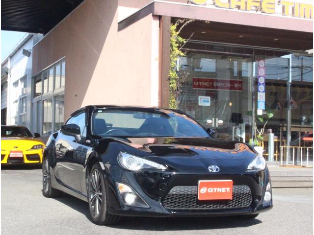 86 GTリミテッド アプライドCモデル コーナーセンサー オートライト HIDヘッドライト フォグランプ トヨタ純正SDナビ ブルートゥース接続可 CD再生 DVD再生 バックカメラ コムテックドラレコDC-DR400(3枚目)