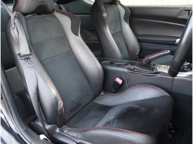 86 GTリミテッド アプライドCモデル コーナーセンサー オートライト HIDヘッドライト フォグランプ トヨタ純正SDナビ ブルートゥース接続可 CD再生 DVD再生 バックカメラ コムテックドラレコDC-DR400(10枚目)