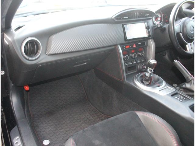 86 GTリミテッド アプライドCモデル コーナーセンサー オートライト HIDヘッドライト フォグランプ トヨタ純正SDナビ ブルートゥース接続可 CD再生 DVD再生 バックカメラ コムテックドラレコDC-DR400(11枚目)