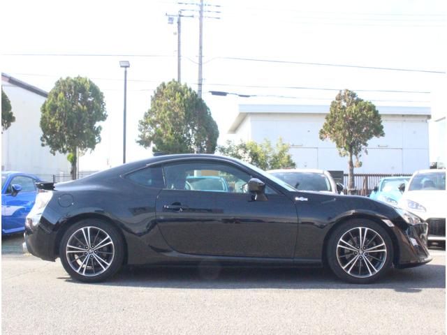 86 GTリミテッド アプライドCモデル コーナーセンサー オートライト HIDヘッドライト フォグランプ トヨタ純正SDナビ ブルートゥース接続可 CD再生 DVD再生 バックカメラ コムテックドラレコDC-DR400(18枚目)