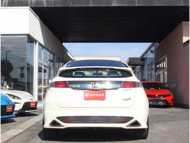 シビック タイプR ユーロ 後期型 シーカーマフラー シーカーシフトノブ HKSエアクリ ブリッツタッチブレインマルチモニター ウェッズスポーツ18インチAW HIDヘッドライト ETC パワステ パワーウィンドウ 横滑り防止(6枚目)