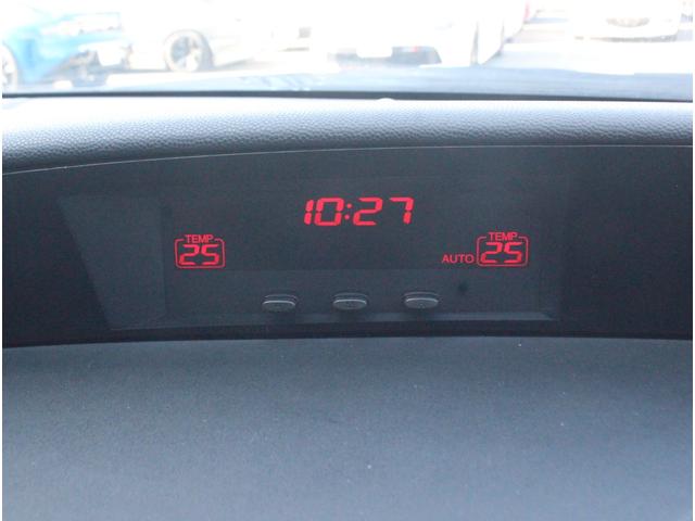 シビック タイプR ユーロ 後期型 シーカーマフラー シーカーシフトノブ HKSエアクリ ブリッツタッチブレインマルチモニター ウェッズスポーツ18インチAW HIDヘッドライト ETC パワステ パワーウィンドウ 横滑り防止(24枚目)