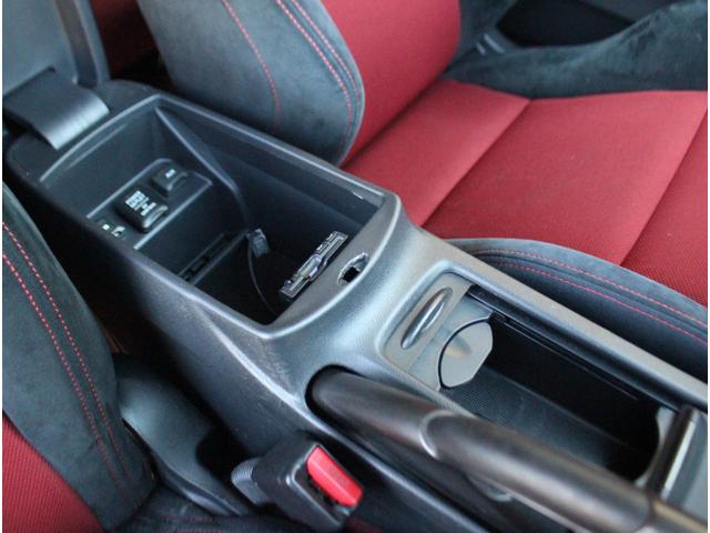 シビック タイプR ユーロ 後期型 シーカーマフラー シーカーシフトノブ HKSエアクリ ブリッツタッチブレインマルチモニター ウェッズスポーツ18インチAW HIDヘッドライト ETC パワステ パワーウィンドウ 横滑り防止(29枚目)