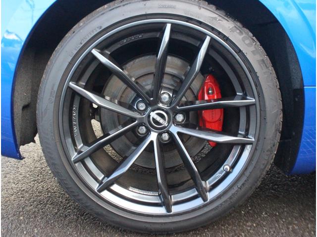 フェアレディZ バージョンST セキュリティパック&セーフティエントリー ハーフレザーシート パワーシート シートヒーター レイズ製純正19インチ鍛造アルミ BOSEサウンド インテリジェントクルーズコントロール ETC2.0(8枚目)