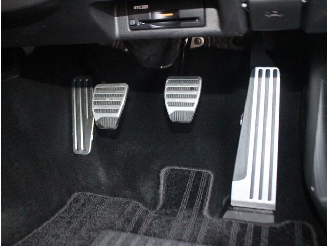 フェアレディZ バージョンST セキュリティパック&セーフティエントリー ハーフレザーシート パワーシート シートヒーター レイズ製純正19インチ鍛造アルミ BOSEサウンド インテリジェントクルーズコントロール ETC2.0(24枚目)