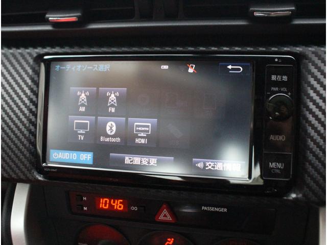 ８６ ＧＴリミテッド　ＴＲＤフルエアロ　アプライドＤ　クルーズコントロール　オートライト　ＨＩＤヘッドライト　ハーフレザーシート　シートヒーター　純正１７インチアルミ　純正ＳＤナビ　ブルートゥース接続可　バックカメラ（24枚目）