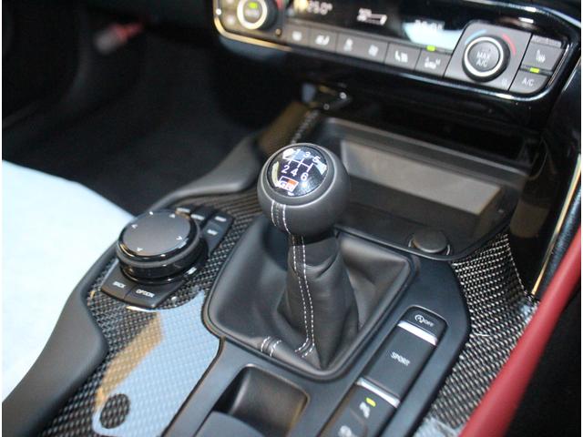 スープラ ＲＺ　ワンオーナー車　トヨタセーフティセンス　クルーズコントロール　プリクラッシュセーフティ　クリアランスソナー　ブラインドスポットモニター　レーンディパーチャーアラート　カラーＨＵＤ　ＪＢＬサウンド（13枚目）