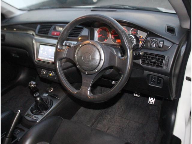 ランサー ＧＳＲエボリューションＩＸ　カロッツェリア楽ナビ　Ｂカメラ　地デジ　ＥＴＣ　Ｂカメラ　アペックスブースト計　グループＭエアクリ　ヨコハマ１７ＡＷ　オーリンズ車高調　ＨＫＳサクションパイプ　ＺＥＥＳプロジェクトマフラー（9枚目）