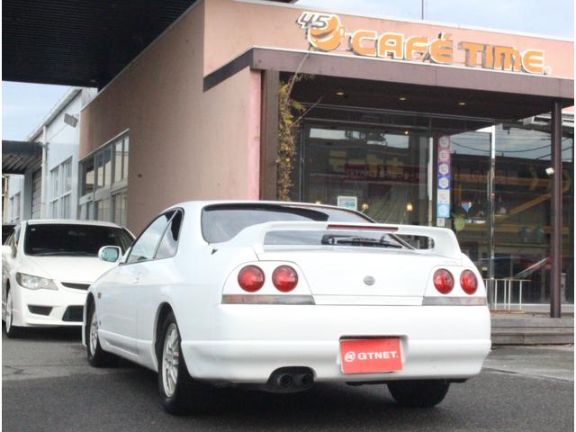 スカイライン ＧＴＳタイプＳ　後期　タイベル交換済　ＴＥＩＮ車高調　純正１５インチＡＷ　純正フロアマット　フロントフォグランランプ　オートエアコン　パワステ　パワーウィンドウ　Ｗエアバック　レギュラーガソリン仕様（4枚目）