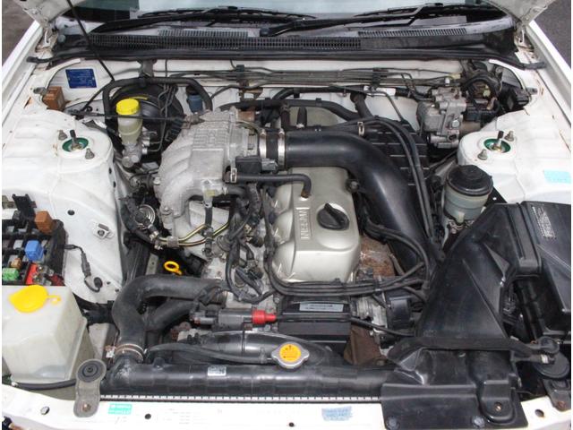 スカイライン ＧＴＳタイプＳ　後期　タイベル交換済　ＴＥＩＮ車高調　純正１５インチＡＷ　純正フロアマット　フロントフォグランランプ　オートエアコン　パワステ　パワーウィンドウ　Ｗエアバック　レギュラーガソリン仕様（7枚目）