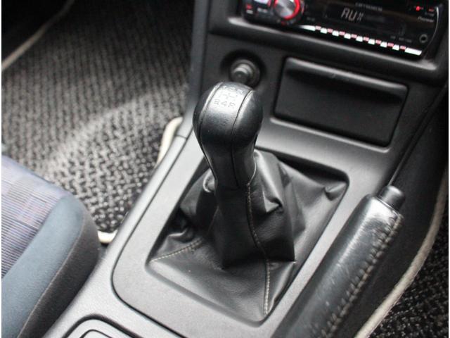 スカイライン ＧＴＳタイプＳ　後期　タイベル交換済　ＴＥＩＮ車高調　純正１５インチＡＷ　純正フロアマット　フロントフォグランランプ　オートエアコン　パワステ　パワーウィンドウ　Ｗエアバック　レギュラーガソリン仕様（13枚目）