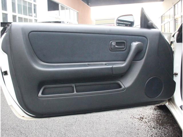 スカイライン ＧＴＳタイプＳ　後期　タイベル交換済　ＴＥＩＮ車高調　純正１５インチＡＷ　純正フロアマット　フロントフォグランランプ　オートエアコン　パワステ　パワーウィンドウ　Ｗエアバック　レギュラーガソリン仕様（27枚目）