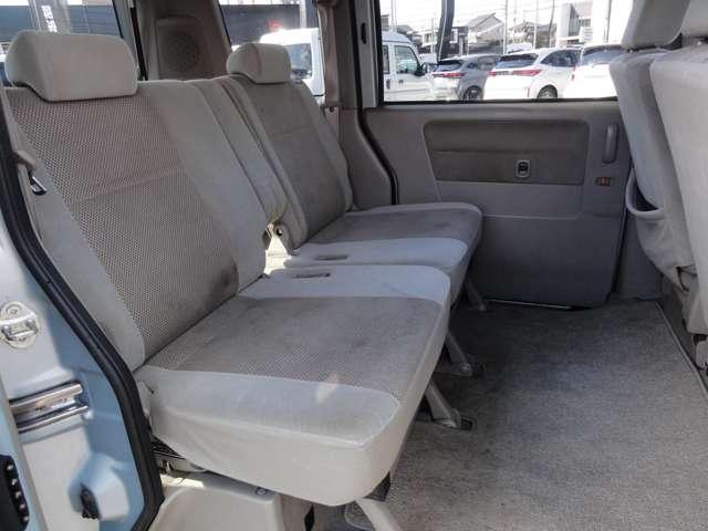 エブリイワゴン 660 PZターボ アルミ 両側スライド片側電動 ダブルエアバッグ マニュアルエアコン ワイヤレスキー パワーウィンド 運転席エアバッグ ABS付 パワーステアリング(14枚目)