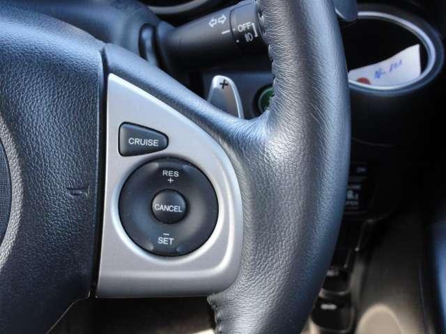 N-BOXカスタム 660 カスタムG SSパッケージ 社外ナビ バックカメラ ETC HID クルコ 両側パワ-スライドドア TVナビ アルミホイール クルコン Bカメ ETC付き エアコン A-STOP 盗難防止システム パワーウィンドウ 運転席助手席エアバッグ メモリーナビ ABS キーレス(6枚目)