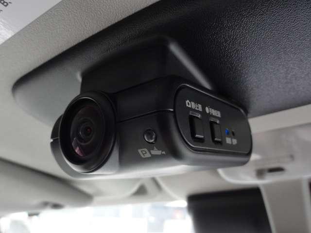 クリッパーバン 660 DX ハイルーフ 純正メモリーナビ バックカメラ ETC2.0 デュアルカメラブレーキサポート ワンオーナー 点検記録簿 Bカメラ ドライブレコーダー リモコンキー エアコン 運転席エアバッグ パワーウィンドウ Wエアバッグ パワーステアリング ABS iストップ(8枚目)