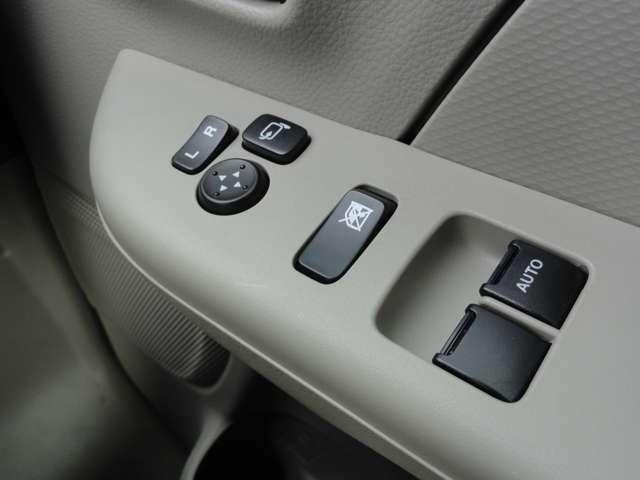 クリッパーバン 660 DX ハイルーフ 純正メモリーナビ バックカメラ ETC2.0 デュアルカメラブレーキサポート ワンオーナー 点検記録簿 Bカメラ ドライブレコーダー リモコンキー エアコン 運転席エアバッグ パワーウィンドウ Wエアバッグ パワーステアリング ABS iストップ(13枚目)