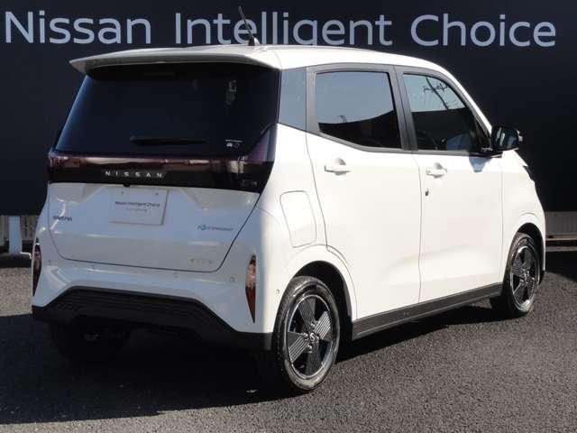 サクラ Ｇ　プロパイロット　純正ナビ　アラウンドビューモニター　展示試乗車ＵＰ　踏み間違い防止アシスト　ＬＥＤヘッドランプ　スマートキー　ＬＤＷ　盗難防止システム　オートエアコン　ＥＴＣ２．０　ドライブレコーダー　記録簿　ハンドルヒーター　シートヒーター（2枚目）