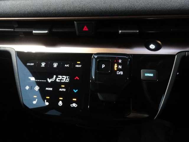 サクラ Ｇ　プロパイロット　純正ナビ　アラウンドビューモニター　展示試乗車ＵＰ　踏み間違い防止アシスト　ＬＥＤヘッドランプ　スマートキー　ＬＤＷ　盗難防止システム　オートエアコン　ＥＴＣ２．０　ドライブレコーダー　記録簿　ハンドルヒーター　シートヒーター（11枚目）