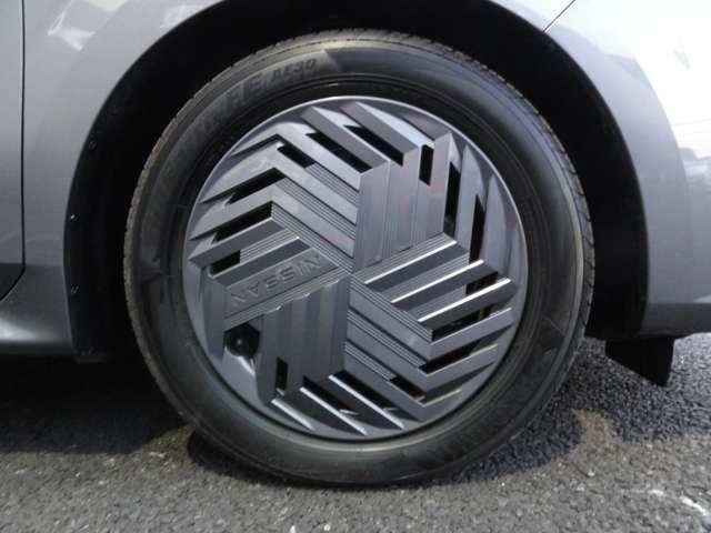 ノート １．２　Ｘ　純正ナビ（ＭＭ２２３Ｄ－Ｌ）／バックカメラ　当社使用車　衝突被害軽減ブレ－キ　ＥＴＣ２．０　ＬＥＤヘッドライト　レーンアシスト　インテリジェントキー　前方＆室内ドラレコ　整備記録簿　盗難防止　純正めもりーナビ　フルセグＴＶ　Ｂカメラ（25枚目）