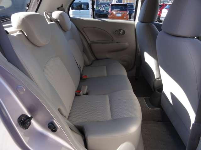 マーチ １．２　１２Ｘ　純正ナビ（ＭＭ１１２Ｄ－Ｗ）ワンセグＴＶ　ＥＴＣ車載器　イモビ　スマートキープッシュスタート　アイストップ　ナビＴＶ　運転席助手席エアバック　パワーウインド　パワステ　ＡＢＳ　ワンセグ　キーレスエントリー　運転席エアバッグ　マニュアルエアコン（20枚目）