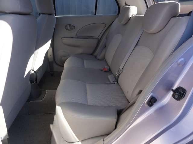 マーチ １．２　１２Ｘ　純正ナビ（ＭＭ１１２Ｄ－Ｗ）ワンセグＴＶ　ＥＴＣ車載器　イモビ　スマートキープッシュスタート　アイストップ　ナビＴＶ　運転席助手席エアバック　パワーウインド　パワステ　ＡＢＳ　ワンセグ　キーレスエントリー　運転席エアバッグ　マニュアルエアコン（23枚目）