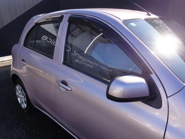 マーチ １．２　１２Ｘ　純正ナビ（ＭＭ１１２Ｄ－Ｗ）ワンセグＴＶ　ＥＴＣ車載器　イモビ　スマートキープッシュスタート　アイストップ　ナビＴＶ　運転席助手席エアバック　パワーウインド　パワステ　ＡＢＳ　ワンセグ　キーレスエントリー　運転席エアバッグ　マニュアルエアコン（25枚目）