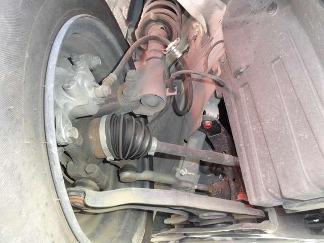 マーチ １．２　１２Ｘ　純正ナビ（ＭＭ１１２Ｄ－Ｗ）ワンセグＴＶ　ＥＴＣ車載器　イモビ　スマートキープッシュスタート　アイストップ　ナビＴＶ　運転席助手席エアバック　パワーウインド　パワステ　ＡＢＳ　ワンセグ　キーレスエントリー　運転席エアバッグ　マニュアルエアコン（29枚目）