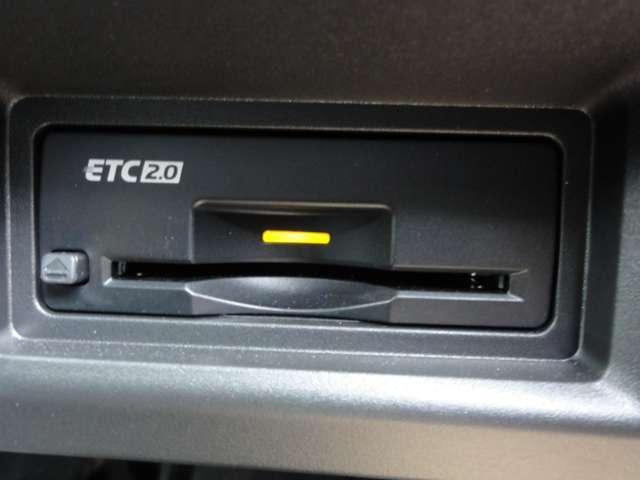 セレナ １．４　ｅ－４ＯＲＣＥ　ＡＵＴＥＣＨ　４ＷＤ　メーカーナビ／後席フリップダウンモニター／　４ＷＤ　ドラレコ（12枚目）