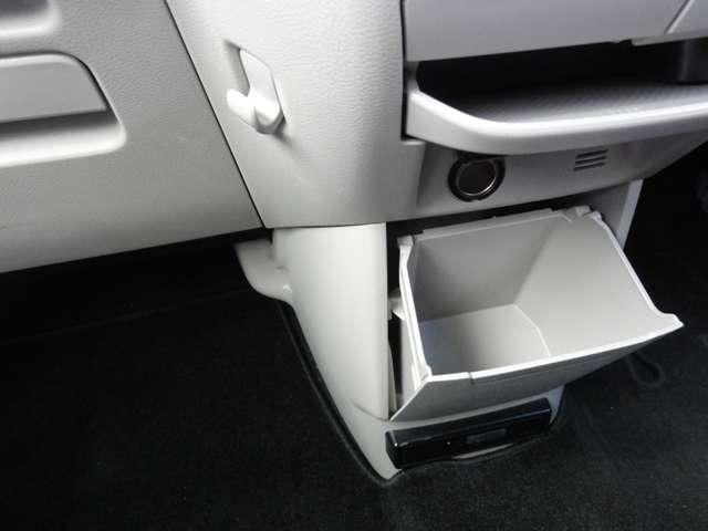 ルークス ６６０　Ｓ　純正ナビ（ＭＭ２２３Ｄ－Ｌ）／バックカメラ／ＥＴＣ２．０／　ワンセグＴＶ　衝突被害軽減装置　メモリナビ　アイドリングストップ車　ドラレコ　カーテンエアバッグ　車線逸脱防止　キーレスエントリーキー　Ｗエアバッグ　ＬＥＤライト　盗難防止装置　バックモニター　記録簿（17枚目）