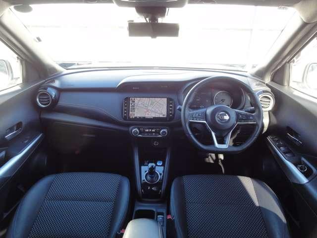キックス １．２　Ｘ　（ｅ－ＰＯＷＥＲ）　純正ナビ（ＭＭ３２０Ｄ－Ｌ）　ナビ＆ＴＶ　ワンオ－ナ－車　追従クルコン　スマートキー　ＬＥＤヘッド　レーンアシスト　パワーステアリング　盗難防止システム　ドライブレコーダー　ＥＴＣ　メモリーナビ　サイドエアバッグ　アルミ　ＡＡＣ（4枚目）