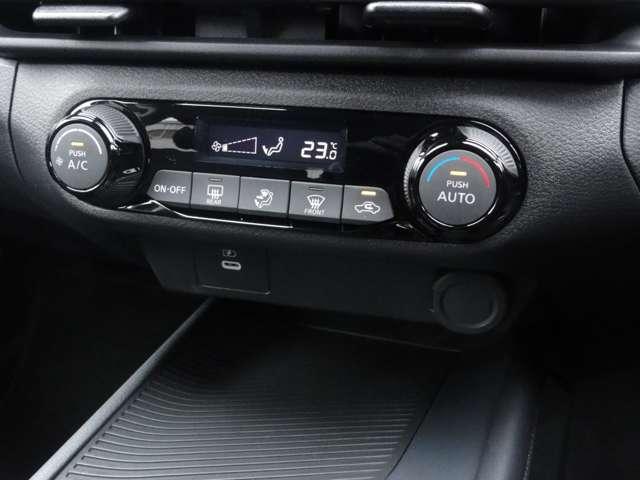 ノート １．２　Ｘ　純正メモリーナビＴＶ　アラウンドビューＭ　リアカメラ　衝突被害軽減ブレ－キ　全方位カメラ　ＥＴＣ付　ＬＥＤヘッドライト　レーンアシスト　インテリジェントキー　ワンオーナー　ドラレコ　整備記録簿　盗難防止システム　ワンセグＴＶ　ＴＶナビ　ＡＢＳ（7枚目）