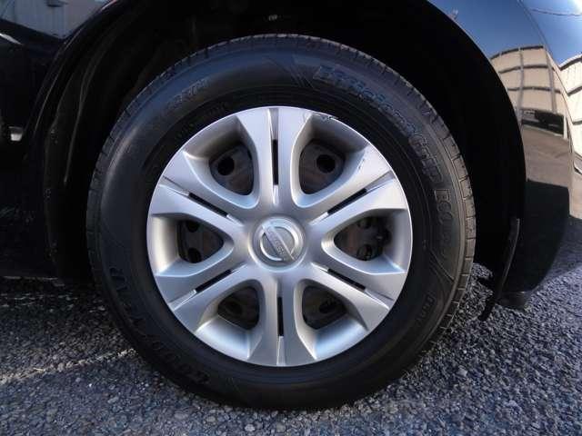 ノート １．２　メダリスト　純正ナビ（ＭＣ３１２Ｄ－Ｗ）　アラウンドビュモニター　イモビライザー　Ａストップ　インテリキー　オートエアコン　左右エアバック　バックビューモニター　メモリーナビ　ナビＴＶ　パワーウインドー　パワステ　運転席エアバッグ　ワンセグ（19枚目）